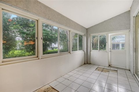 Купить виллу или дом в Сарасота, Флорида 5 комнат, 127.83м2, № 1907685 - фото 23