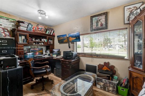 Casa en venta en Punta Gorda, Florida, 4 dormitorios № 1755837 - foto 26