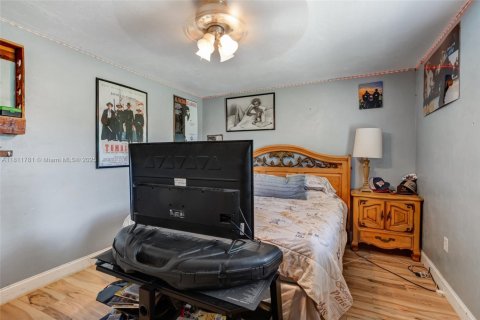 Casa en venta en Punta Gorda, Florida, 4 dormitorios № 1755837 - foto 18