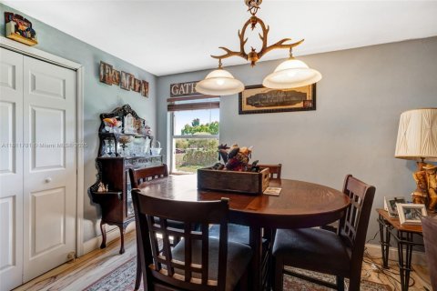 Casa en venta en Punta Gorda, Florida, 4 dormitorios № 1755837 - foto 11