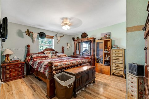 Casa en venta en Punta Gorda, Florida, 4 dormitorios № 1755837 - foto 13
