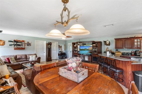 Casa en venta en Punta Gorda, Florida, 4 dormitorios № 1755837 - foto 12