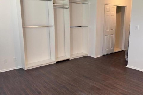 Condo in West Palm Beach, Florida, 2 bedrooms  № 2176953 - photo 17