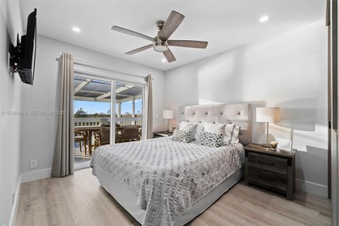 Casa en venta en Weston, Florida, 5 dormitorios, 248.23 m2 № 2072514 - foto 27