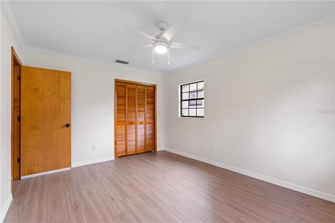 House in Tampa, Florida 3 bedrooms, 209.59 sq.m. № 1783134 - photo 16