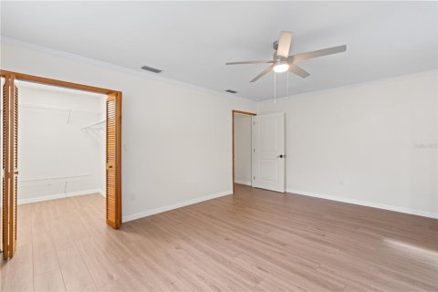 House in Tampa, Florida 3 bedrooms, 209.59 sq.m. № 1783134 - photo 22