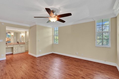 Condo in Pompano Beach, Florida, 3 bedrooms № 2270512 - photo 18