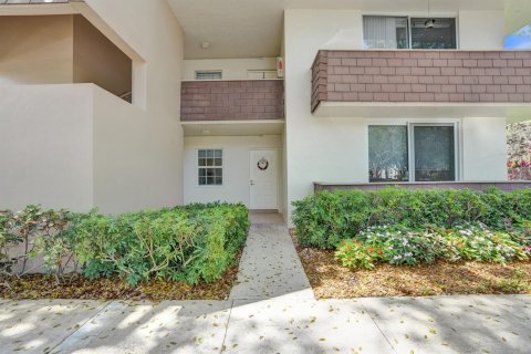 Condo à Pompano Beach, Floride, 3 chambres № 2270512