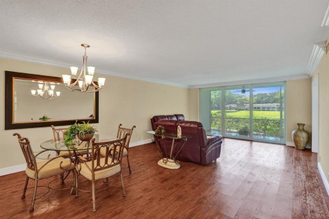 Condo in Pompano Beach, Florida, 3 bedrooms № 2270512 - photo 12