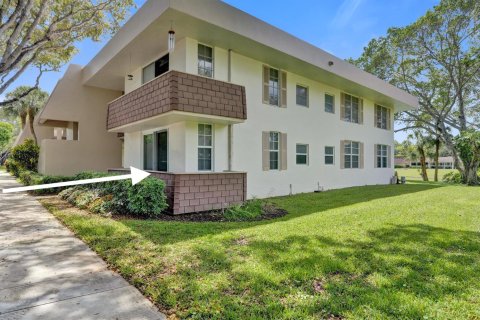 Condo in Pompano Beach, Florida, 3 bedrooms № 2270512 - photo 4