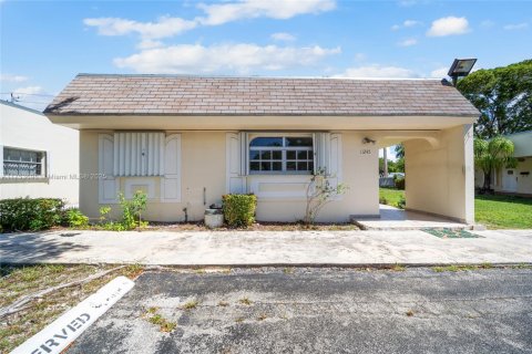 Copropriété à vendre à Miami, Floride: 2 chambres, 115.2 m2 № 1957765 - photo 1