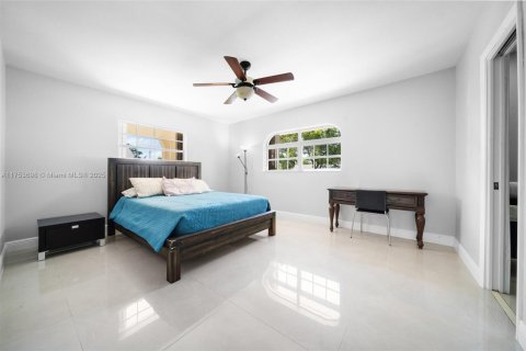 Copropriété à vendre à Miami, Floride: 2 chambres, 115.2 m2 № 1957765 - photo 28