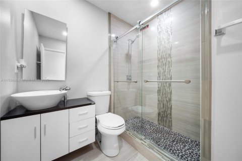 Copropriété à vendre à Miami, Floride: 2 chambres, 115.2 m2 № 1957765 - photo 26