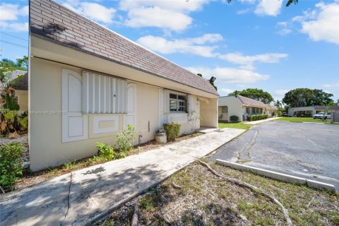 Copropriété à vendre à Miami, Floride: 2 chambres, 115.2 m2 № 1957765 - photo 9