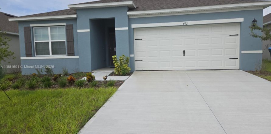 Villa ou maison à Lake Wales, Floride 3 chambres, 155.33 m2 № 1924844