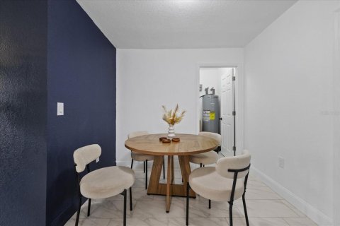 Villa ou maison à vendre à Tampa, Floride: 4 chambres, 96.34 m2 № 2277306 - photo 18