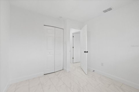Villa ou maison à vendre à Tampa, Floride: 4 chambres, 96.34 m2 № 2277306 - photo 29