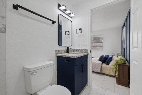 Villa ou maison à vendre à Tampa, Floride: 4 chambres, 96.34 m2 № 2277306 - photo 16