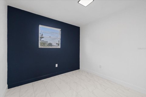Villa ou maison à vendre à Tampa, Floride: 4 chambres, 96.34 m2 № 2277306 - photo 28