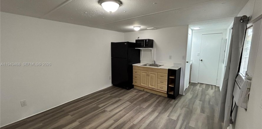 Immobilier commercial à Boca Raton, Floride 27.87 m2 № 2000317