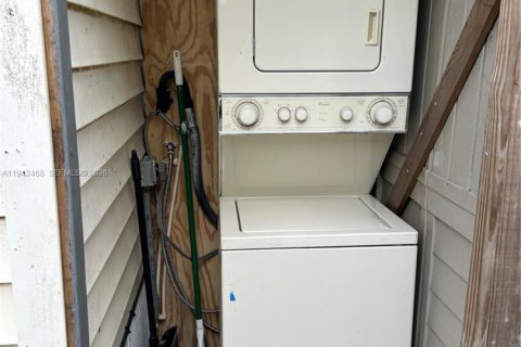 Immobilier commercial à louer à Boca Raton, Floride: 27.87 m2 № 2000317 - photo 11