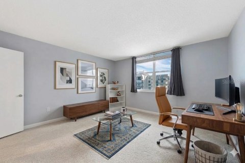 Condo in Palm Beach, Florida, 2 bedrooms № 2123459 - photo 12