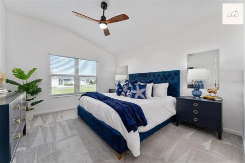 House in The Villages, Florida 2 bedrooms, 117.15 sq.m. № 1816203 - photo 15