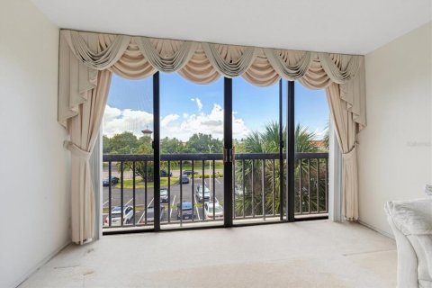 Condo in Clearwater, Florida, 1 bedroom  № 2234005 - photo 15