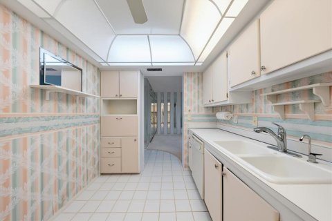 Condo in Clearwater, Florida, 1 bedroom  № 2234005 - photo 8