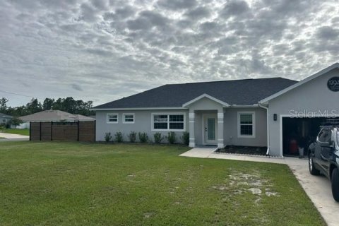 House in Ocala, Florida 4 bedrooms, 175.4 sq.m. № 2238143 - photo 2