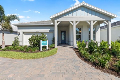 House in BEACHWALK BY MANASOTA KEY in Englewood, Florida 2 bedrooms, 196.58 sq.m. № 2152411