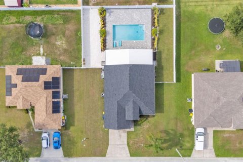 House in Auburndale, Florida 3 bedrooms, 128.48 sq.m. № 1851585 - photo 6