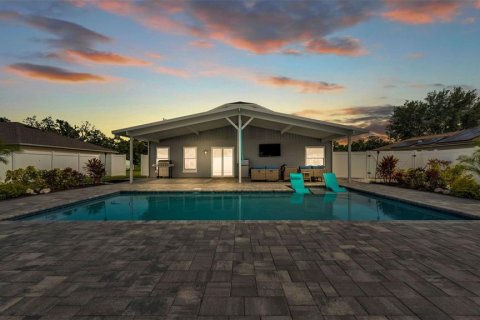 House in Auburndale, Florida 3 bedrooms, 128.48 sq.m. № 1851585 - photo 2