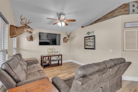 House in Auburndale, Florida 3 bedrooms, 128.48 sq.m. № 1851585 - photo 29