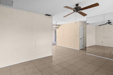 House in Port Charlotte, Florida 3 bedrooms, 115.2 sq.m. № 1900472 - photo 6