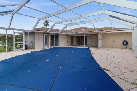 House in Port Charlotte, Florida 3 bedrooms, 115.2 sq.m. № 1900472 - photo 26