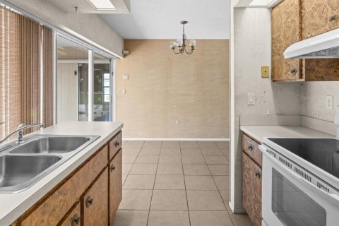 House in Port Charlotte, Florida 3 bedrooms, 115.2 sq.m. № 1900472 - photo 11