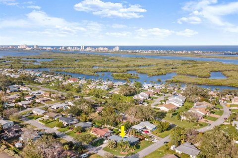 House in Port Orange, Florida 3 bedrooms, 133.97 sq.m. № 1574750 - photo 5