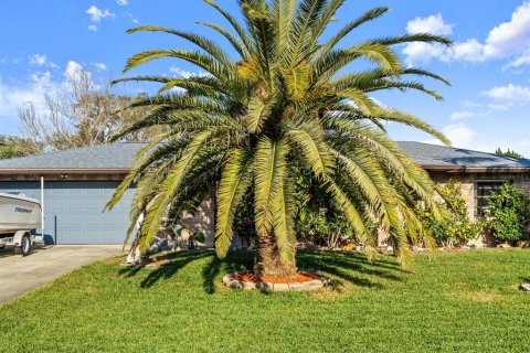 House in Port Orange, Florida 3 bedrooms, 133.97 sq.m. № 1574750 - photo 17