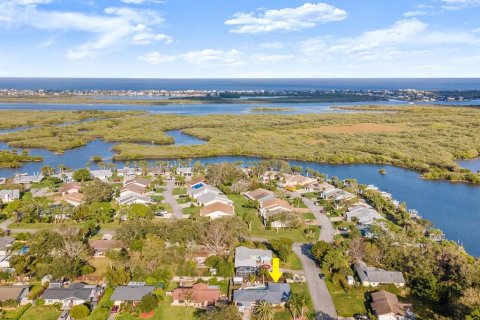 House in Port Orange, Florida 3 bedrooms, 133.97 sq.m. № 1574750 - photo 4