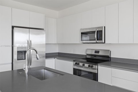 Adosado en venta en Homestead, Florida, 3 dormitorios, 144 m2 № 1865180 - foto 13