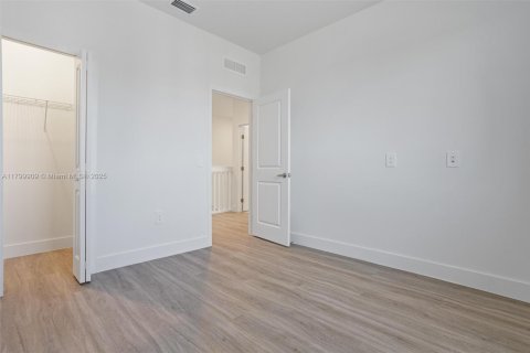 Adosado en venta en Homestead, Florida, 3 dormitorios, 144 m2 № 1865180 - foto 20