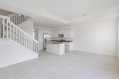 Adosado en venta en Homestead, Florida, 3 dormitorios, 144 m2 № 1865180 - foto 8