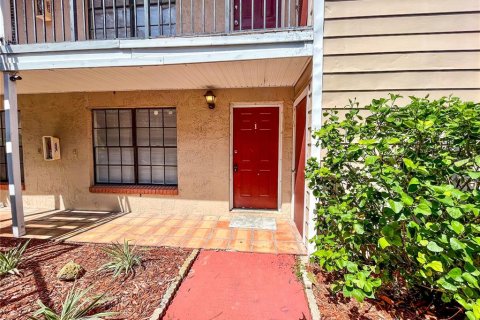 Condo à Land O' Lakes, Floride, 2 chambres  № 2413637