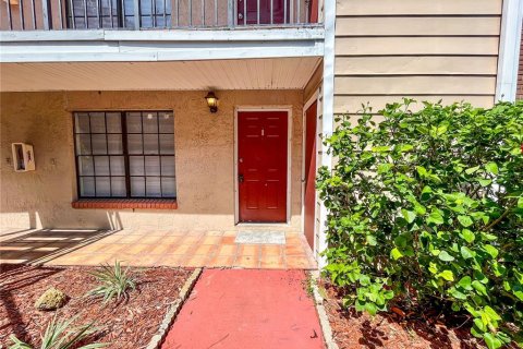 Copropriété à louer à Land O' Lakes, Floride: 2 chambres, 74.32 m2 № 2413637 - photo 2