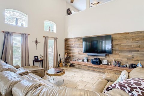 Villa ou maison à louer à Orlando, Floride: 4 chambres, 189.15 m2 № 2405365 - photo 17