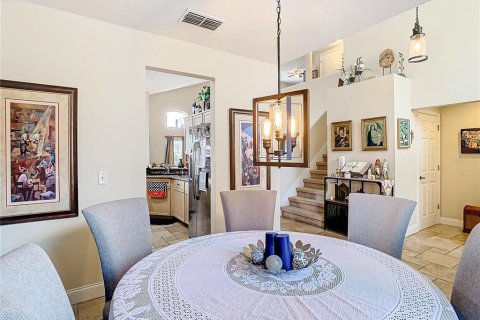 Villa ou maison à louer à Orlando, Floride: 4 chambres, 189.15 m2 № 2405365 - photo 10