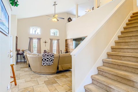 Villa ou maison à louer à Orlando, Floride: 4 chambres, 189.15 m2 № 2405365 - photo 14