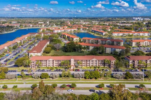 Copropriété à vendre à Pembroke Pines, Floride: 2 chambres, 142.42 m2 № 2001309 - photo 23