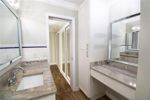 Casa en alquiler en Saint Petersburg, Florida, 3 dormitorios, 121.33 m2 № 1615476 - foto 16